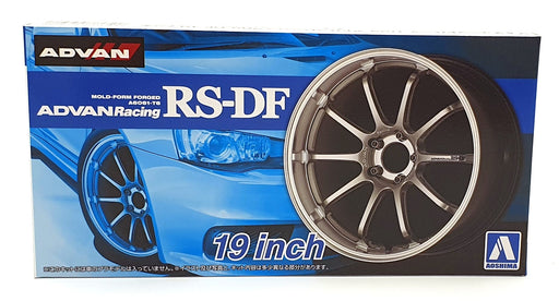 Aoshima 1/24 Scale 05328 - ADVAN Racing RS-DF 19' Wheels & Tyres Set #33