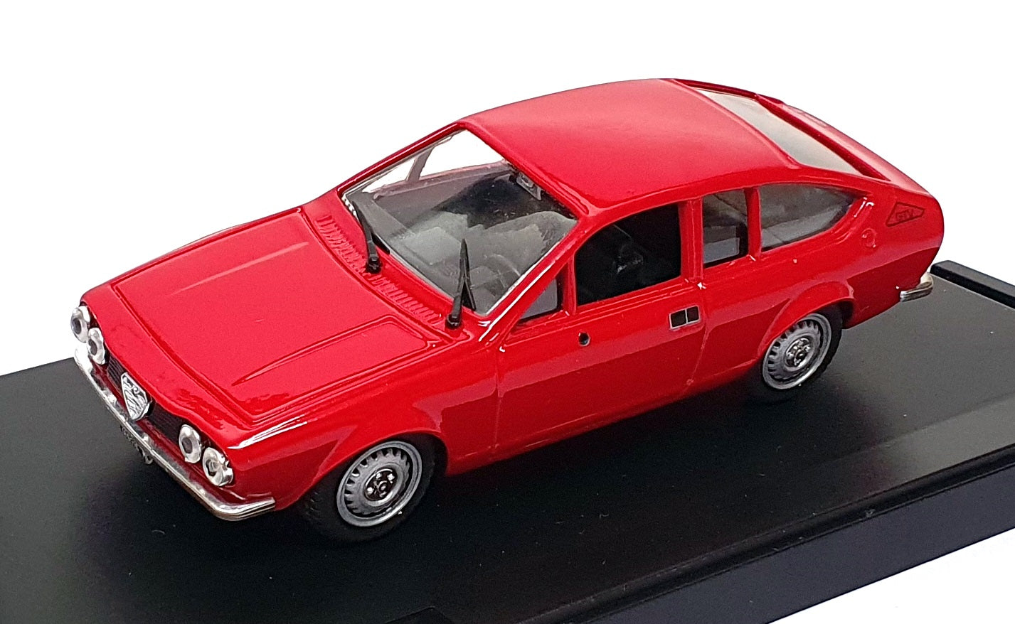 ProgettoK 1/43 Scale Diecast PK27R - Alfa Romeo Alfetta GT - Red