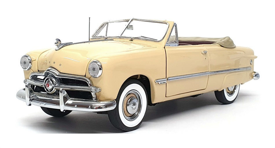 Danbury Mint 1/24 Scale Diecast 195-46 - 1949 Ford Custom - Beige