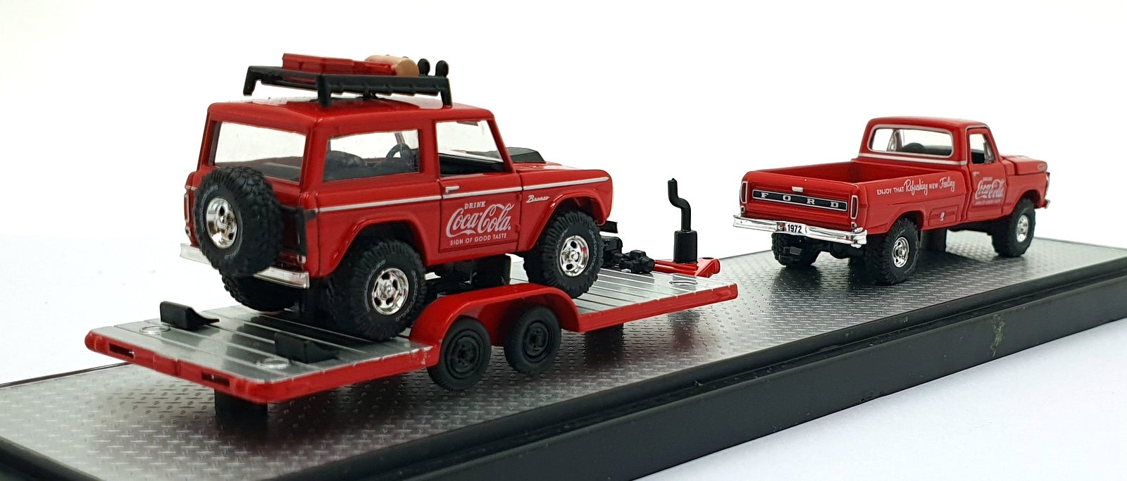 Castline M2 Machines 1/64 Scale TW11 1972 Ford F-250 Explorer 4x4 & 1966 Bronco