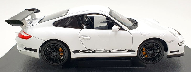 Welly 1/18 scale Diecast 18015W - Porsche 911 997 GT3 RS - White/Black