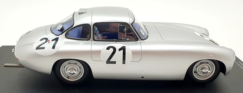 Spark 1/18 Scale 18LM52 - Mercedes-Benz 300 SL #21 Le Mans Winner 1952