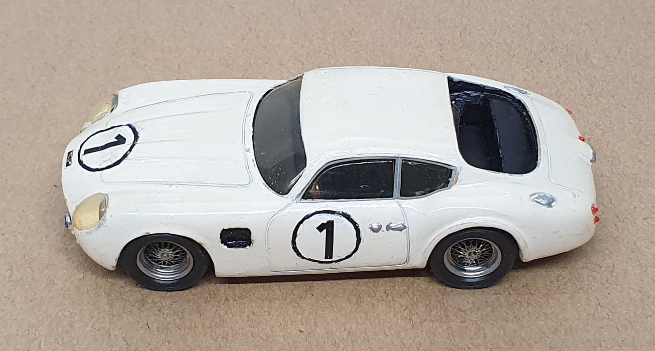Provence Moulage 1/43 Scale PM81225 - Aston Martin DB4 GT Zagato #1 - Cream