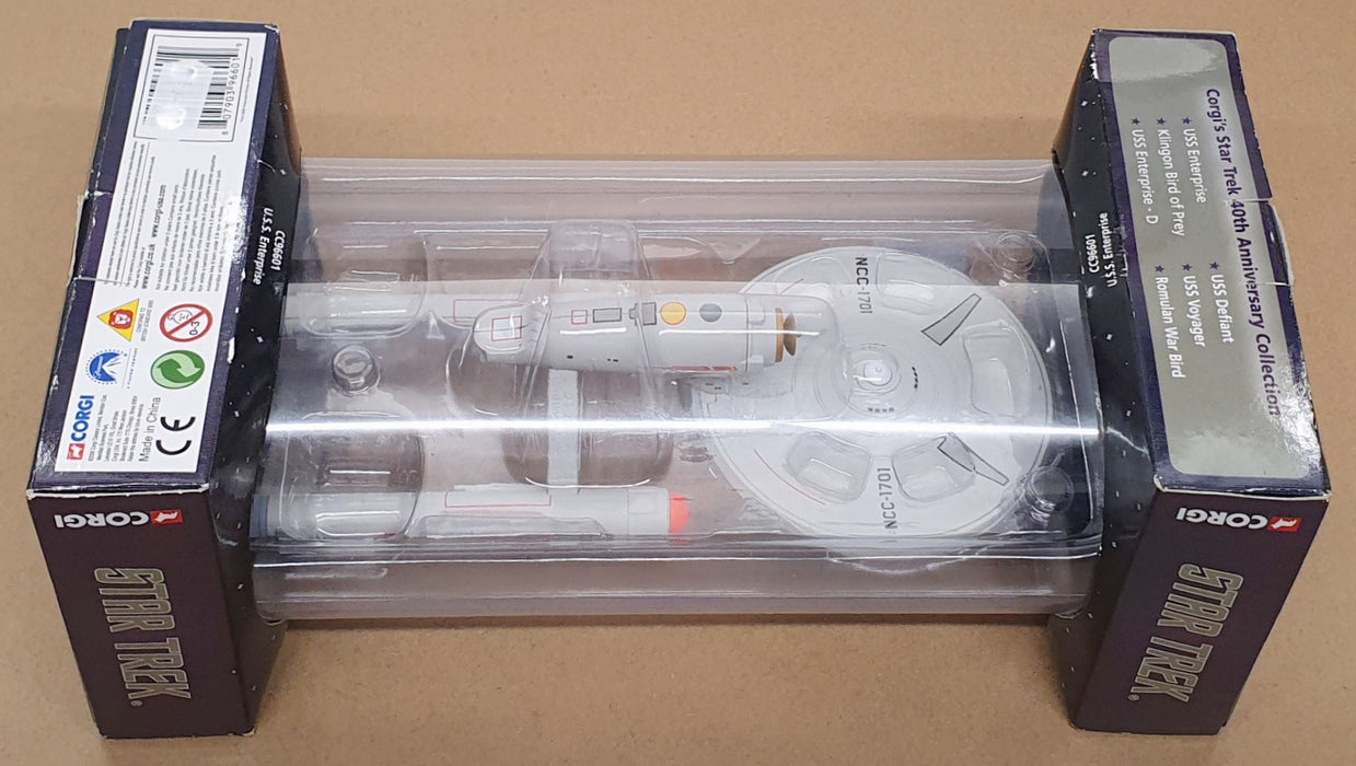 Corgi Appx 21cm Long CC96601 - Star Trek USS Enterprise NCC-1701