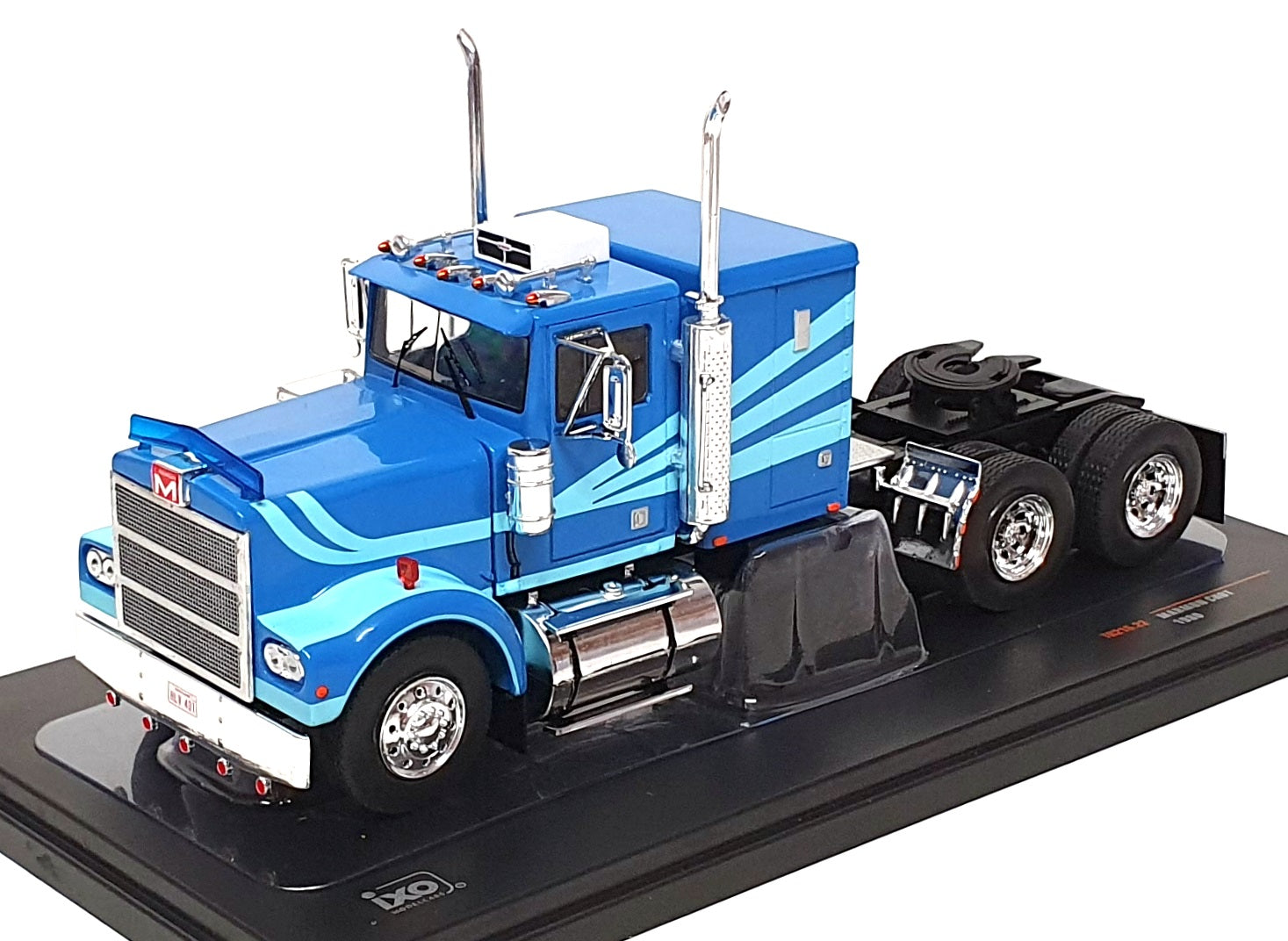 DIREKT COLLECTIONS / Ixo 1/43 - Tracteur M426 Tolé Marmon Pinder (Corgi), Neuf