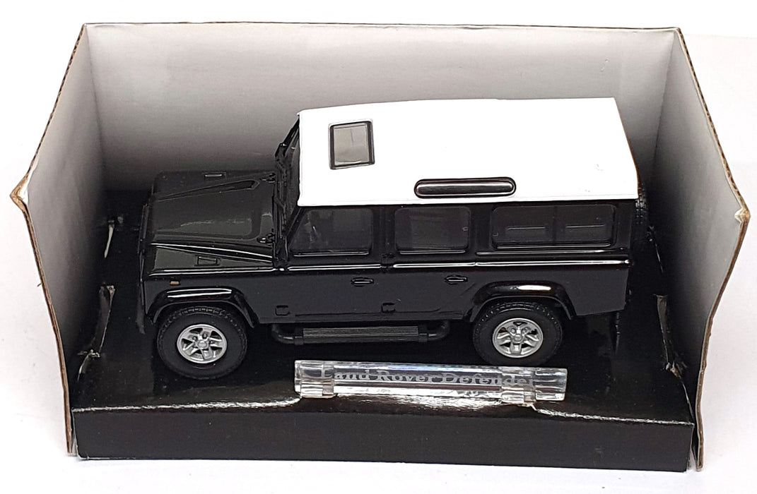 Cararama 1/43 Scale 230D - Land Rover Defender - Black/White