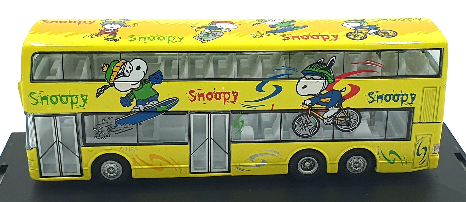 Sun Hing Toys 1/76 Scale SY71291C - 1990's Peanuts Jumbo Bus Pull Back