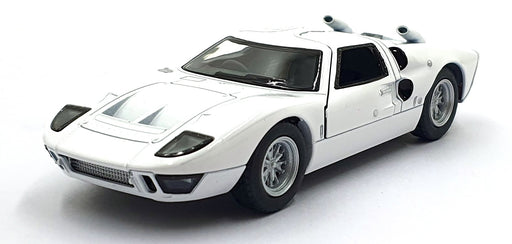 Kinsmart 1/32 Scale Pull Back & Go TY6953 - 1966 Ford GT40 - White