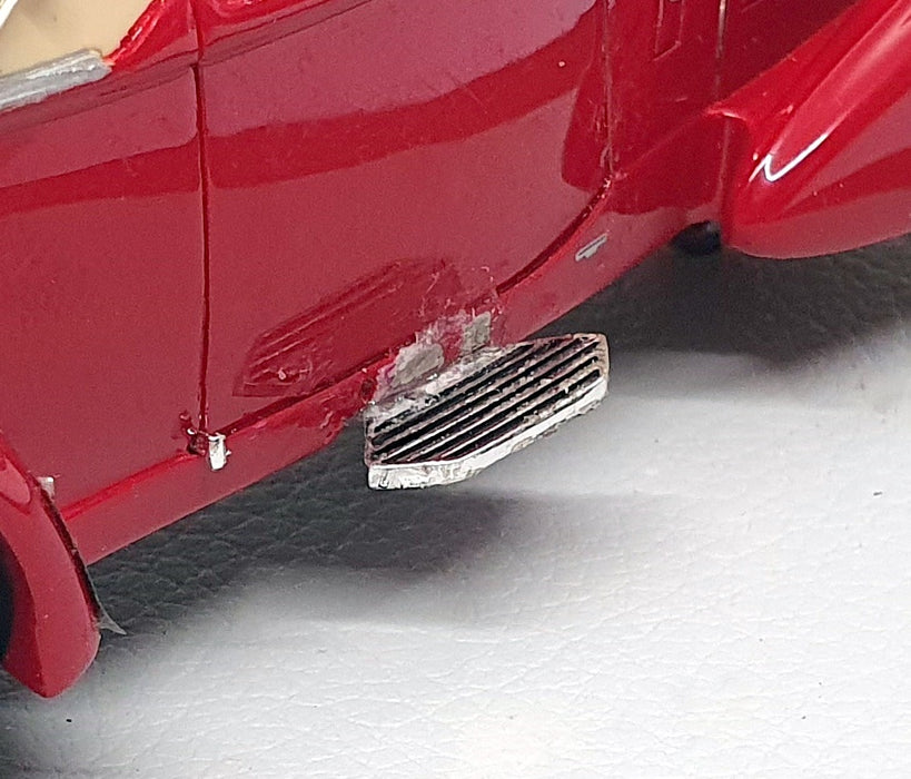 Ilario 1/43 Scale IL43050R - 1932 Duesenberg J481 Convertible - Red