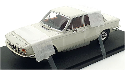 Cult Models 1/18 Scale CML188-1 - 1969-77 Triumph 2500 PI - White