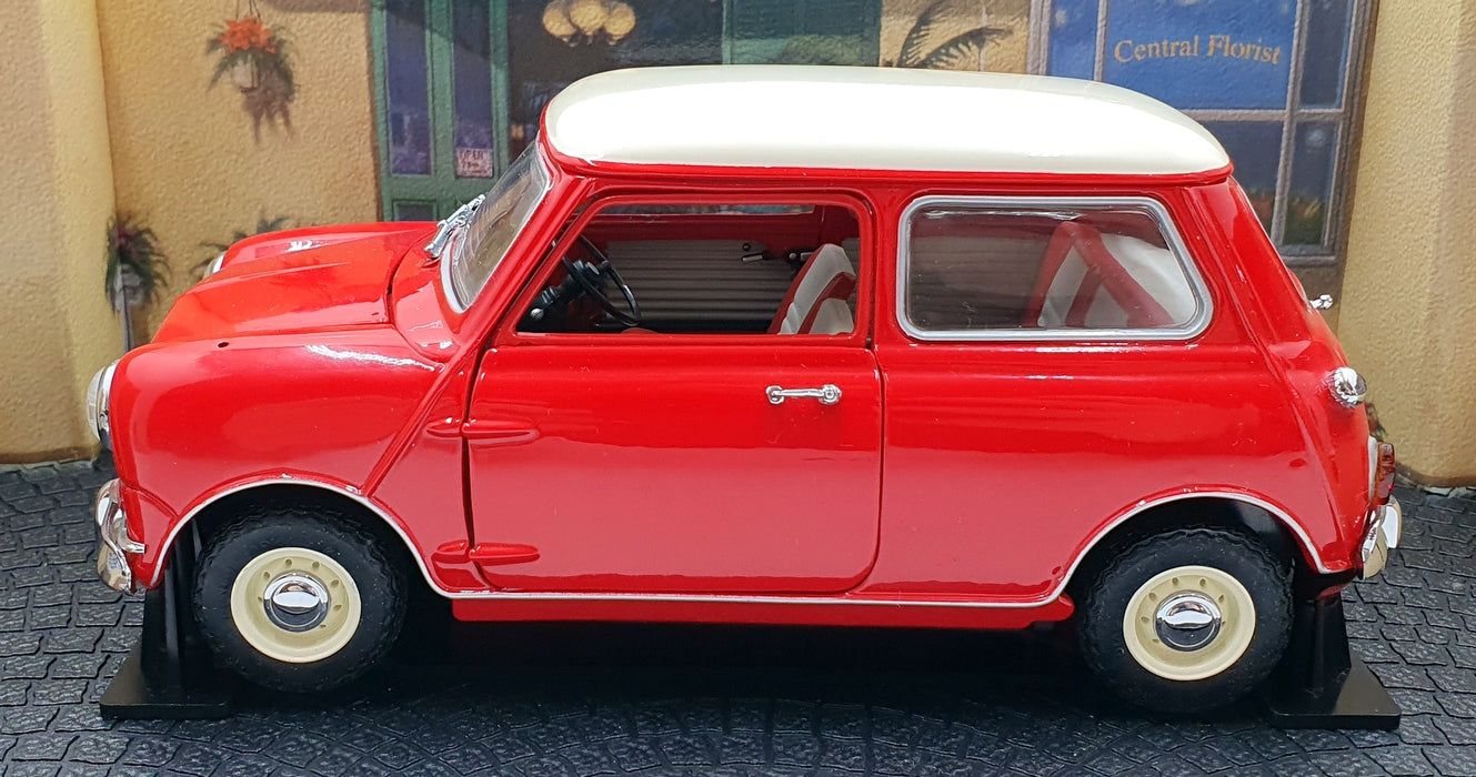 Kyosho 1/18 Scale Diecast 08101R - Morris Mini Cooper 1275 S - Red/White