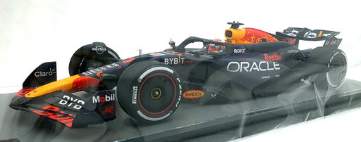 Spark 1/18 Scale 18S982 - Oracle Red Bull Racing #1 1st Bahrain GP 2024