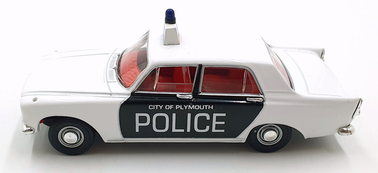 Vanguards 1/43 Scale Diecast VA04603 - Ford Zephyr 6 MkIII Plymouth City Police