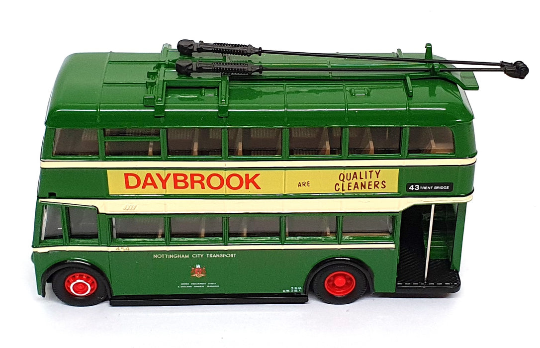 Corgi 1/50 Scale 34701 - Karrier W Trolleybus Nottingham Rt. 43 - Green
