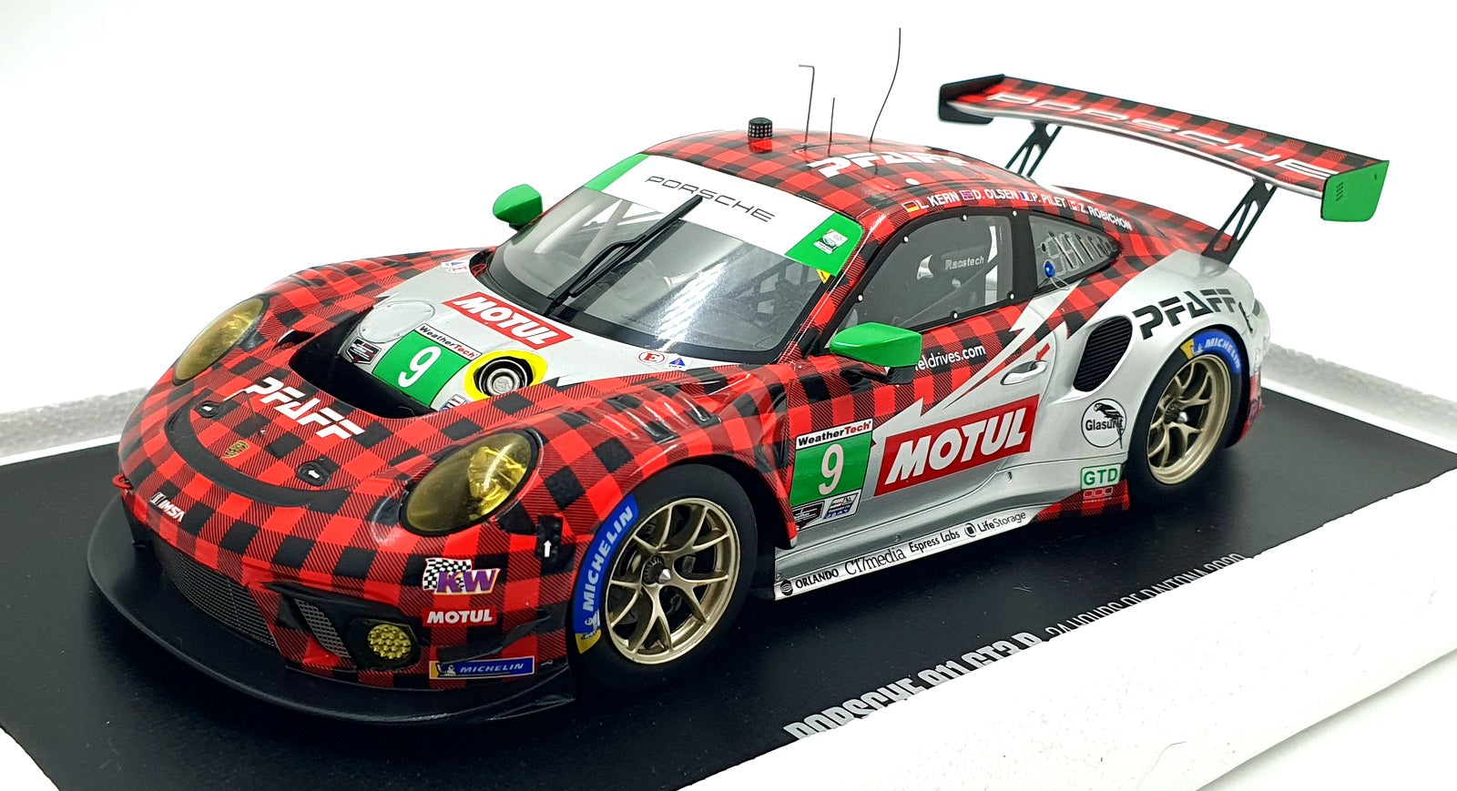 Spark 1/18 Scale Resin SP9626 - Porsche 911 GT3 R Daytona 2020 PFAFF