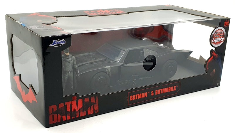 Jada 1/18 Scale Diecast 32504 - The Batman And Batmobile With Lights