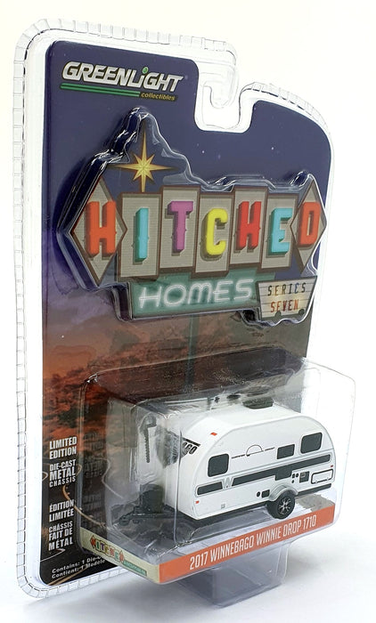 Greenlight 1/64 Scale 34070-D - 2017 Winnebago Wnnie Drop 1710 - White
