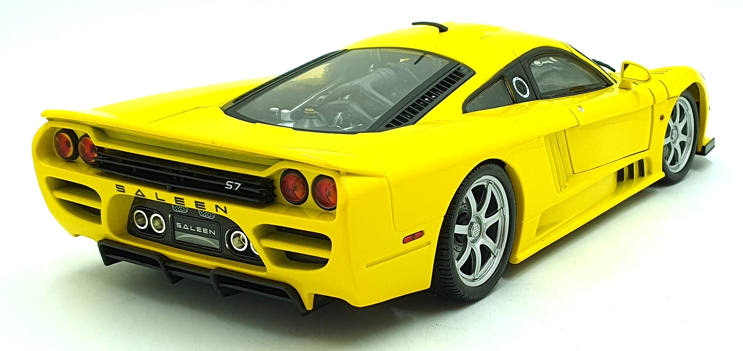 Motor Max 1/12 Scale  Diecast 73005 - Saleen S7 Twin Turbo - Yellow