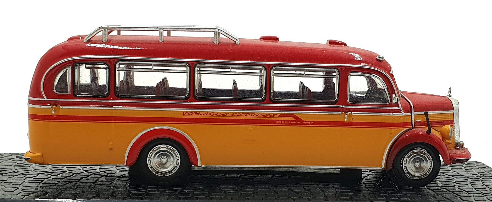Atlas Editions 1/72 Scale 7 163 136 - 1949 Mercedes-Benz O 3500 - Red/Orange
