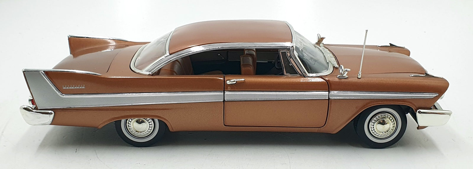 Ertl 1/18 Scale Diecast 36428 - Plymouth Belvedere - Metallic Brown