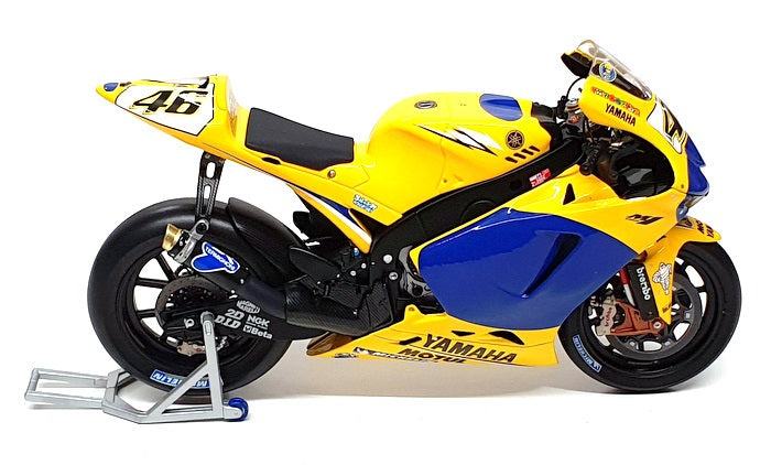 Minichamps 1/12 Scale 122 063046 - Yamaha YZR-M1 Moto GP 2006 Rossi Plain Decals
