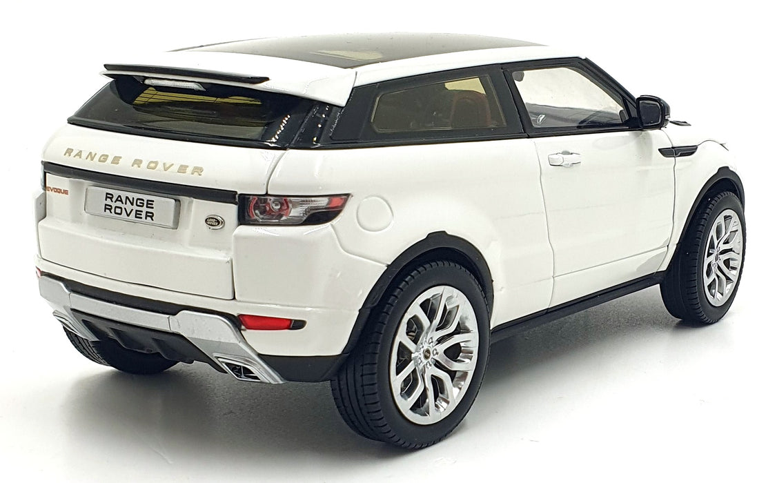 GT Autos 1/18 Scale Diecast 11003MB - Range Rover - White