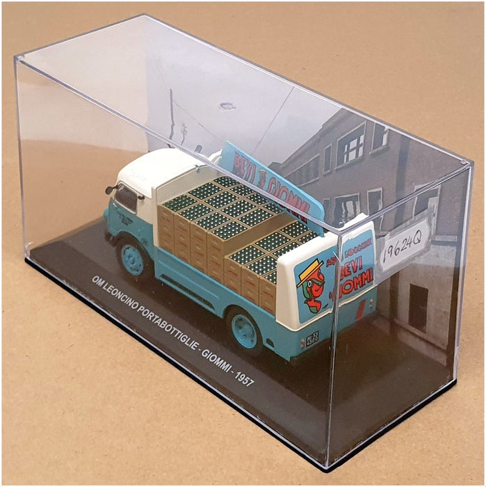 Altaya 1/43 Scale 19624Q - 1957 OM Leoncino Truck Portabottiglie - Blue/White