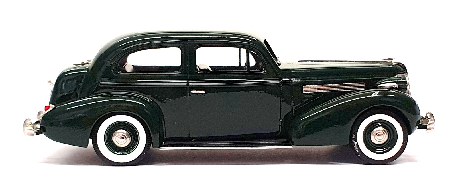 Brooklin Models 1/43 Scale BC012 - 1937 Buick Special 2-Dr. Touring Sedan M-48
