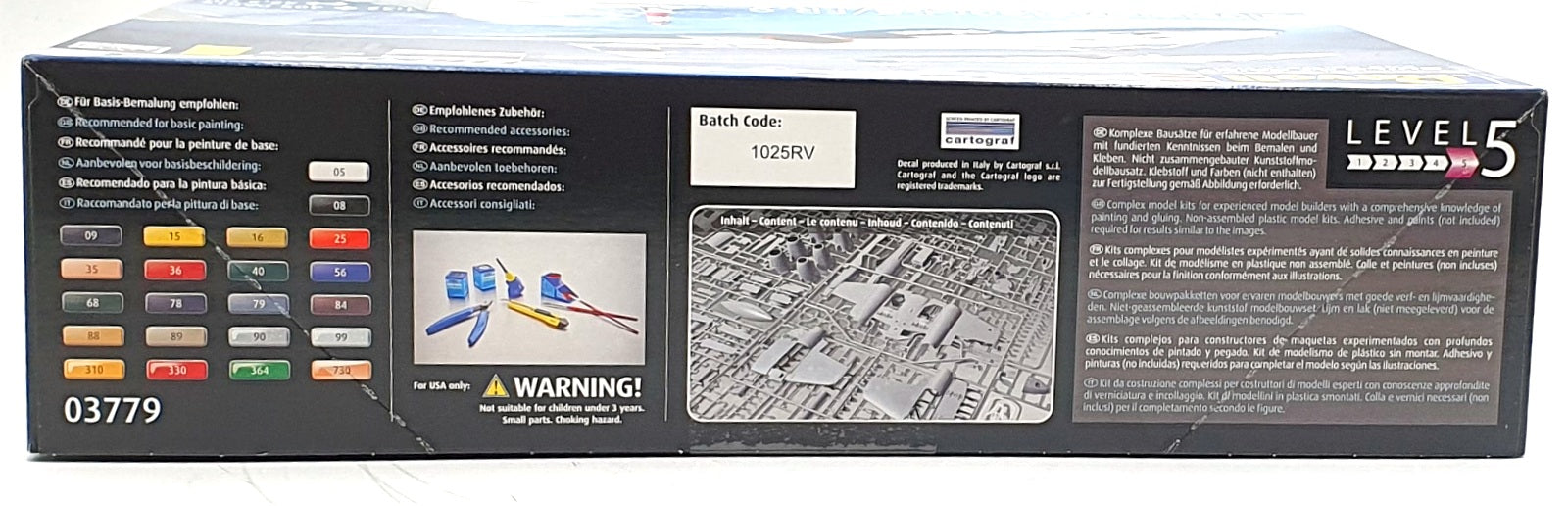 Revell 1/32 Scale Unbuilt Kit 03779 - Gloster Meteor F.8/FR.9 Aircraft