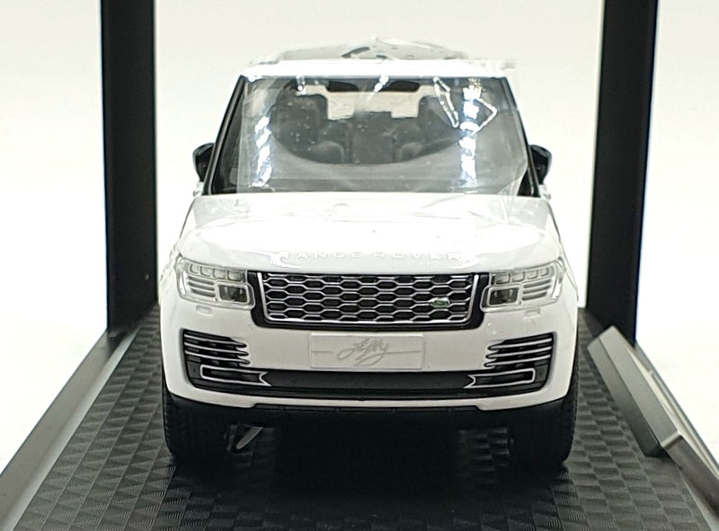 QY Toys 1/24 Scale Q2001A - Land Rover Range Rover 50th Anniversary Ed - White