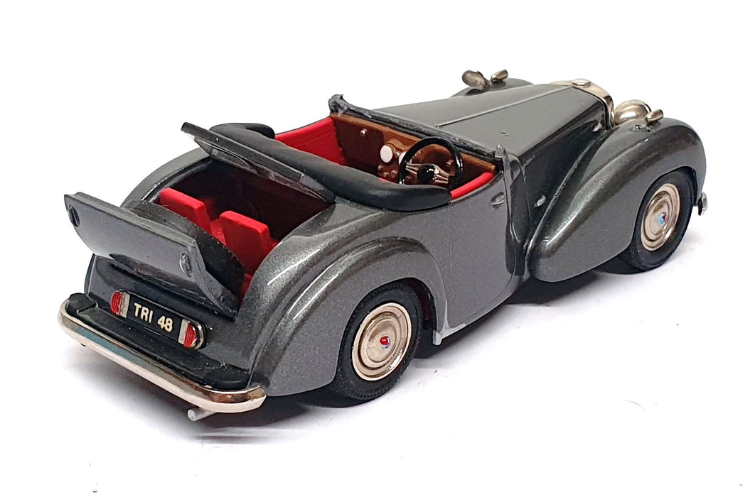 Minimarque 43 1/43 Scale UK4a - 1947 Triumph Roadster Open - Grey Black Hood