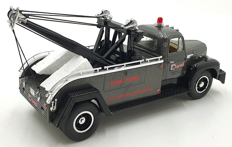 First Gear 1/34 Scale 18-1185 1957 International R-200 Tow Truck Dave's Towing