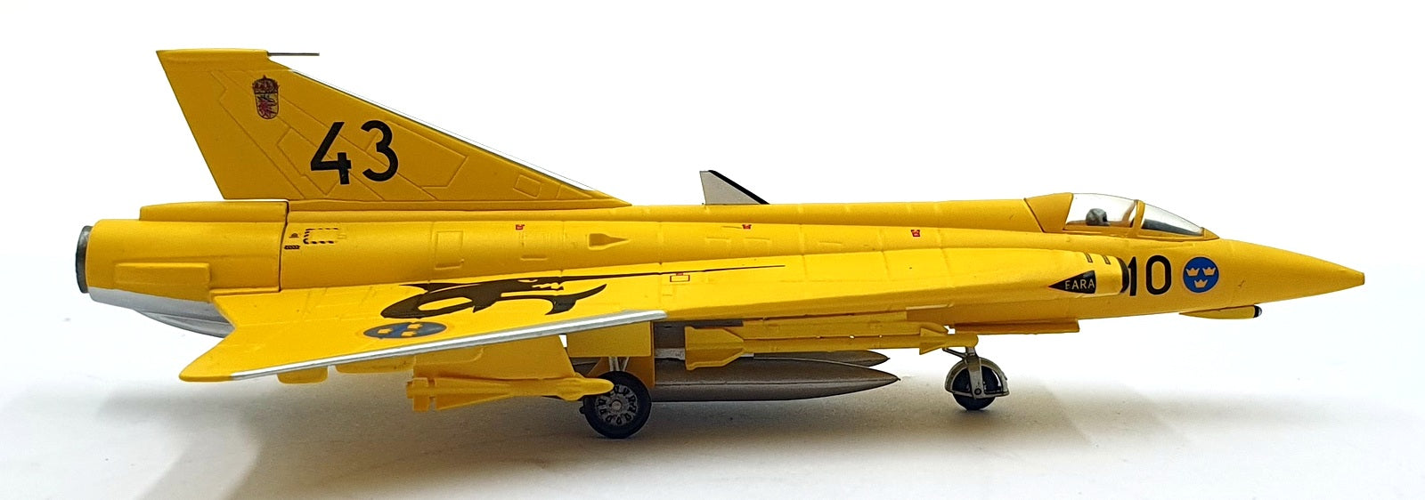 Aviation 72 1/72 Scale AV72-41-009 Saab J35J Draken Swedish AF Yellow 43-10
