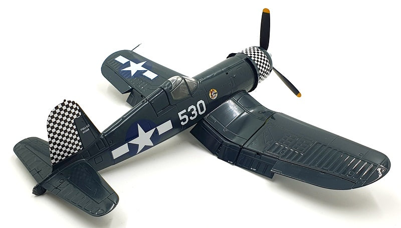 Hobby Master 1/48 Scale HA8208 - Vought F4U-1D Corsair White 530 VMF-312 1945