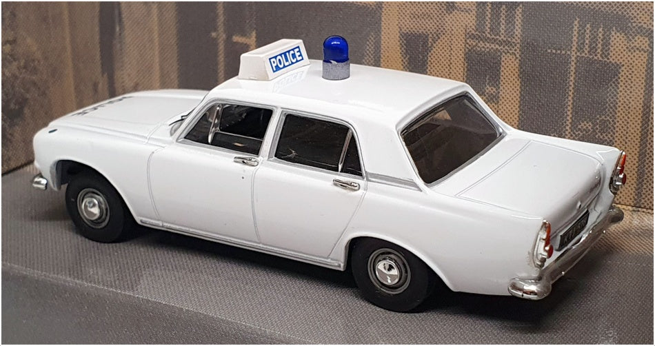 Corgi Appx 1/43 Scale 00502 - Ford Zephyr 6 MkIII Police Z Cars - White