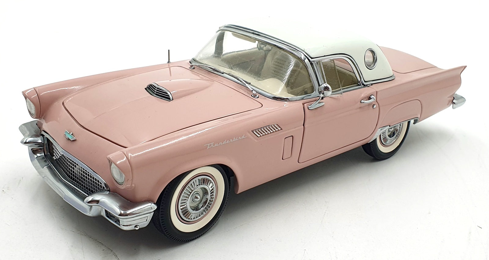 Precision 100 1/18 Scale Diecast 32889A - 1957 Ford Thunderbird - Pink
