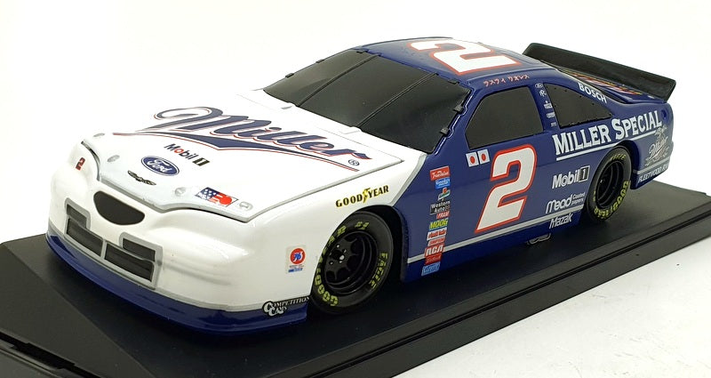 Action 1/24 Scale W249701025-4 Ford Thunderbird 1997 Miller NASCAR #2 Wallace