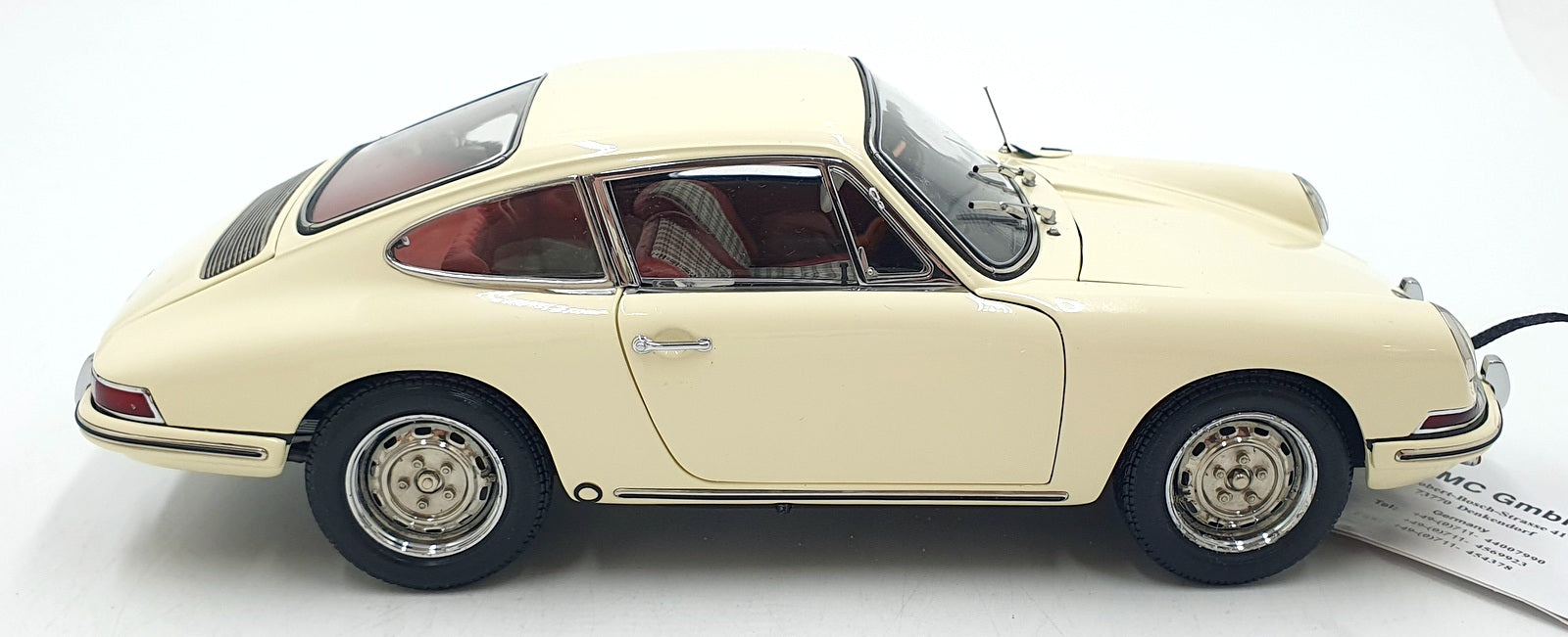 CMC 1/18 Scale Diecast M-067C - Porsche 901 1964 Sportcoupe - White