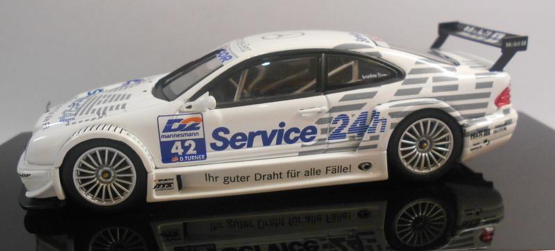 AutoArt 1/43 Scale 60040 - MERCEDES BENZ CLK DTM 2000 #42 DARREN TURNER