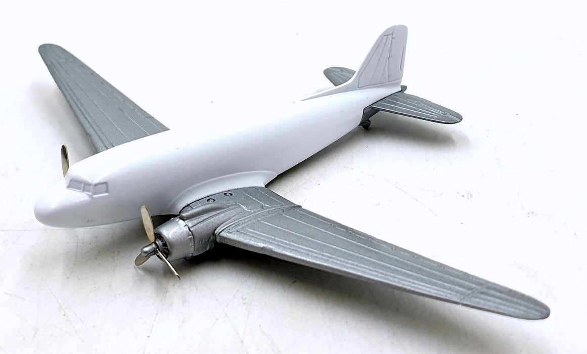 Corgi 1/144 Scale Diecast 25626 - Douglas DC3 Dakota - White/Silver