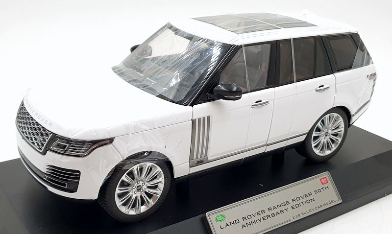 QY Toys 1/18 Scale Q1001A - Land Rover Range Rover 50th Anniversary - White