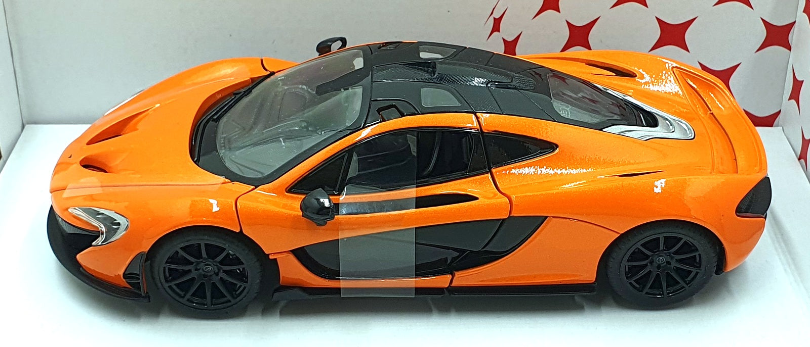 Rastar 1/24 Scale Diecast 56700 McLaren P1 - Met Orange