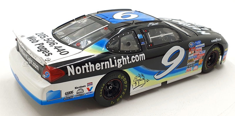 Team Caliber 1/24 Scale Diecast O092081NL 2000 Ford Taurus Northern Light #9