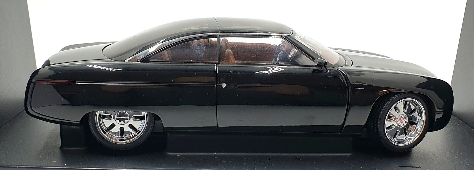 Autoart 1/18 Scale Diecast 72831 - Ford Forty Nine Concept - Black