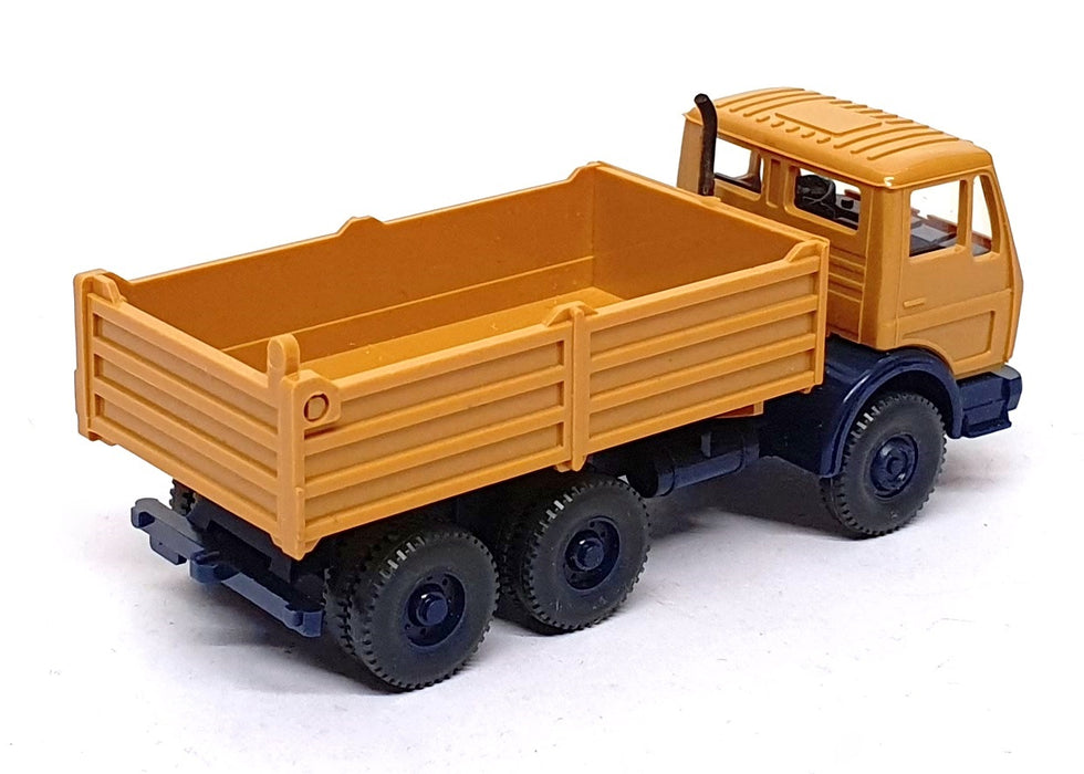 Wiking 1/87 Scale 16673 - Mercedes Benz Tipper Truck - Mustard