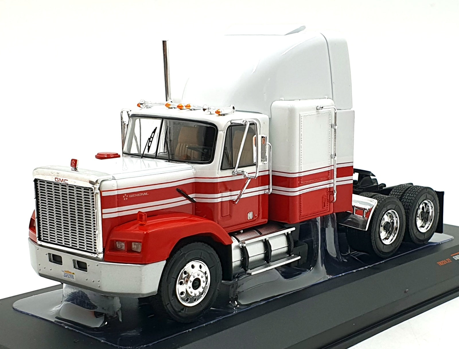 Ixo Models 1/43 Scale Diecast TR224.22 - 1988 GMC General SBFA Truck - White/Red