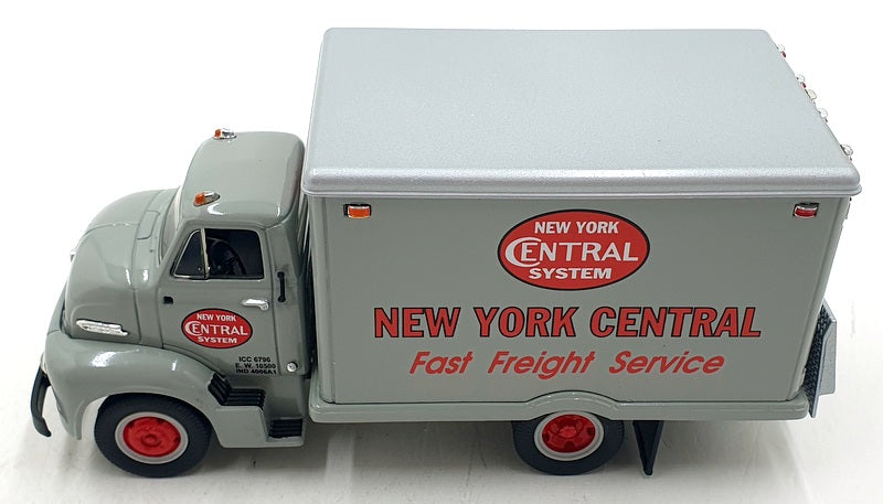 First Gear 1/34 Scale 19-1436 1953 Ford C-600 Straight Truck N.Y Central System