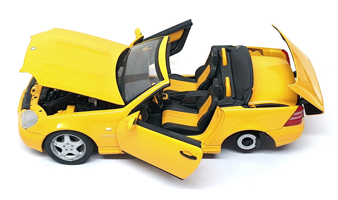 UT Models 1/18 Scale Diecast 26152 - Mercedes Benz SLK AMG - Yellow
