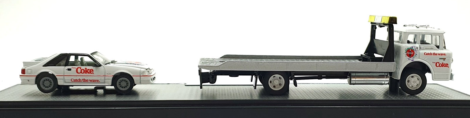 Castline M2 Machines 1/64 Scale TW05 - 1990 Ford C-8000 & 1990 Mustang GT