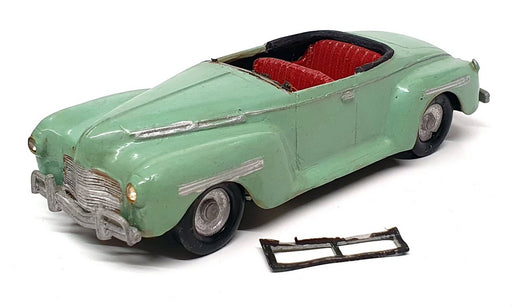 Unknown Brand 1/43 Scale L04D - 1940 Dodge Convertible - Lt Green